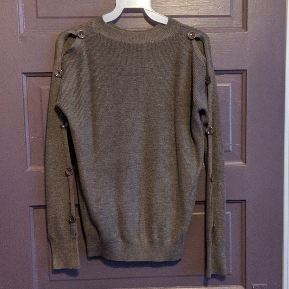 Top by Fate - Picture 2 of 5